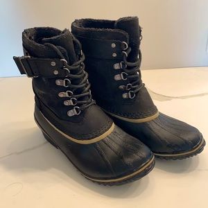 Sorel Women's Winter Fancy Lace II Boot Mid Calf